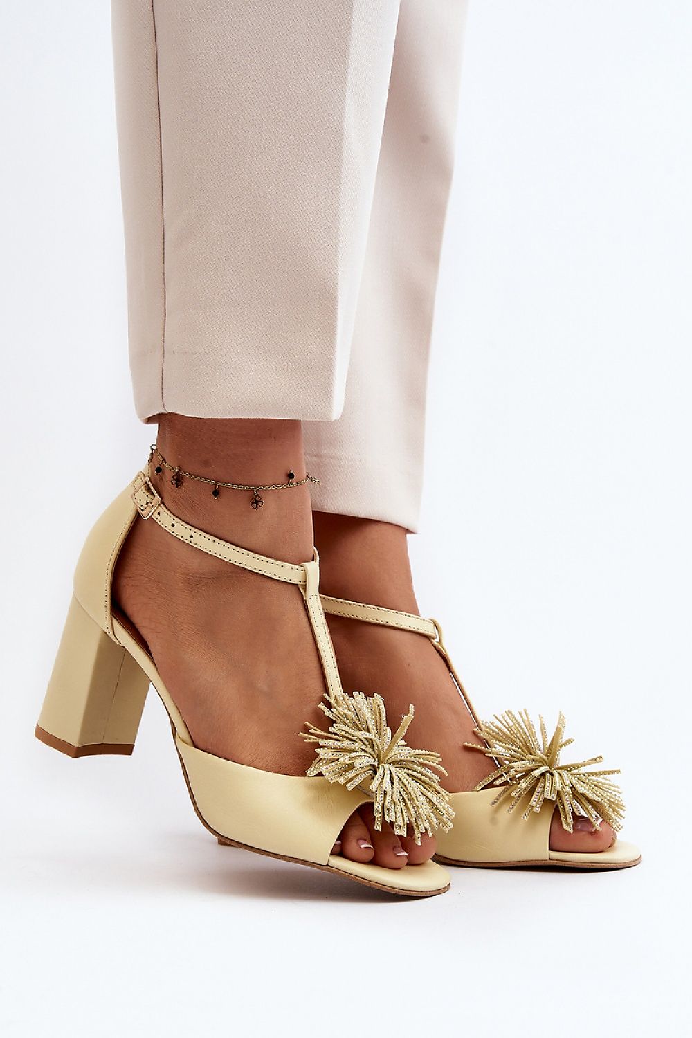 Heel sandals Step in style beige