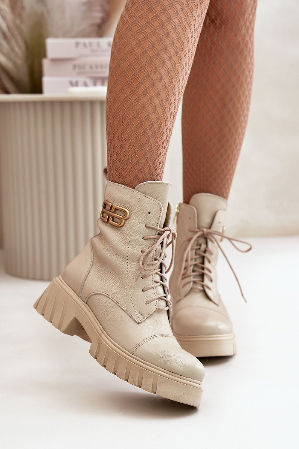 Bootie Step in style beige