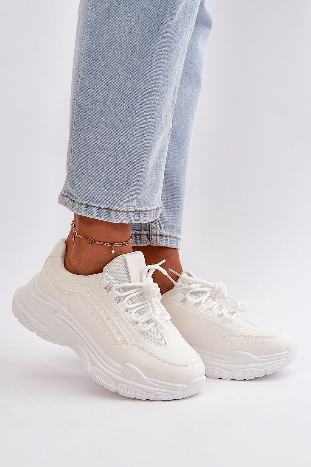 Sport Shoes Step in style white