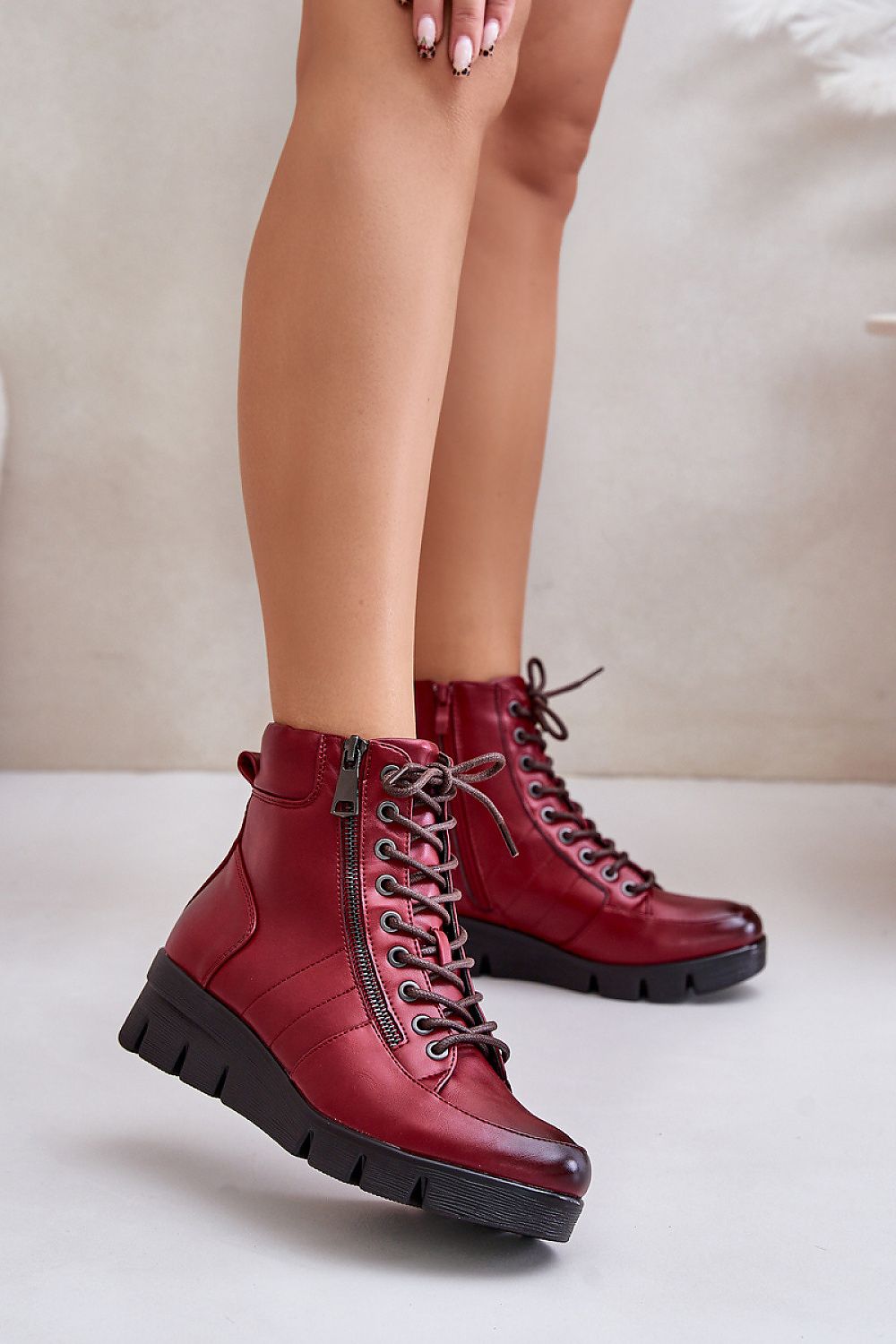 Boots Step in style red