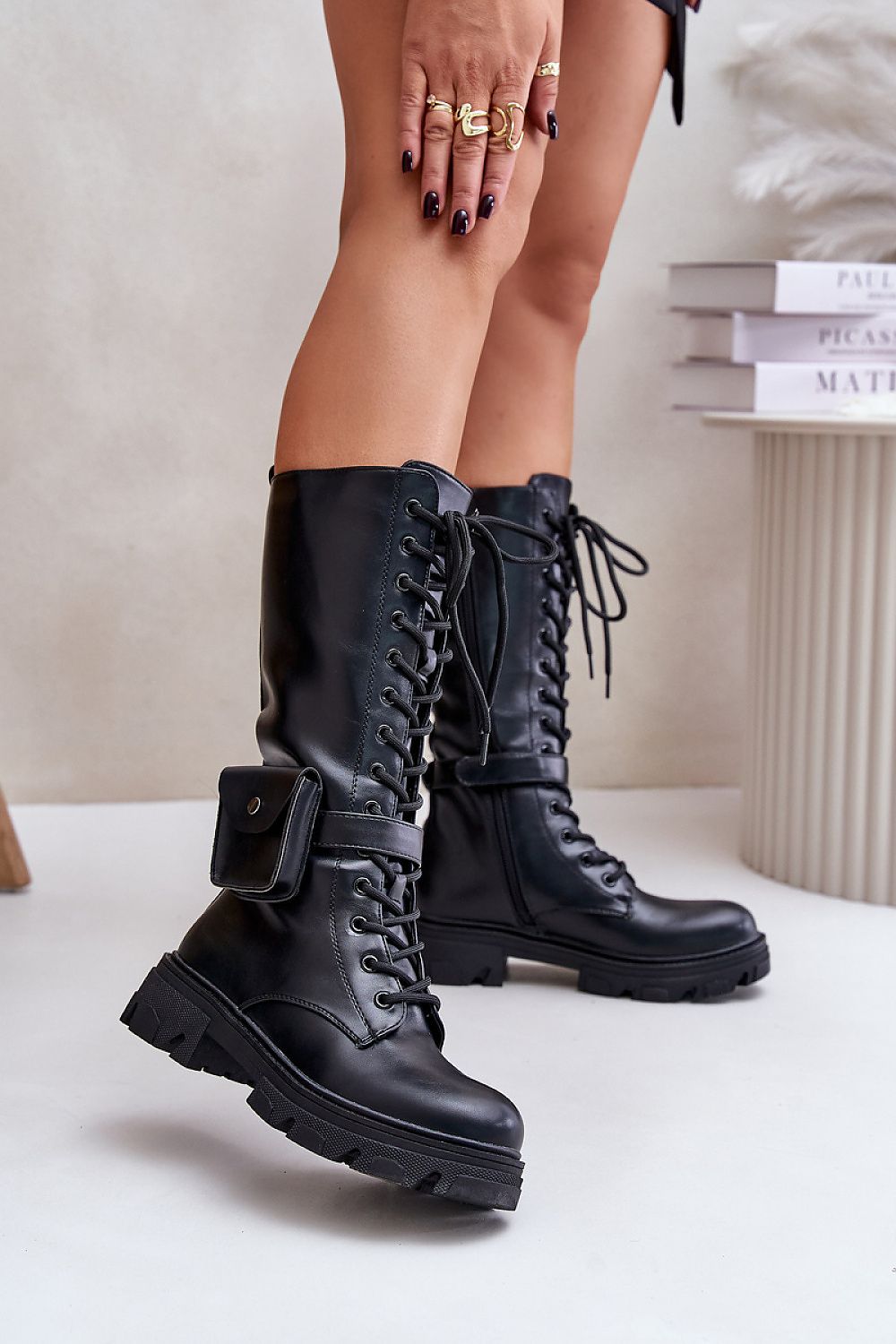 Thigh-Hight Boots Step in style