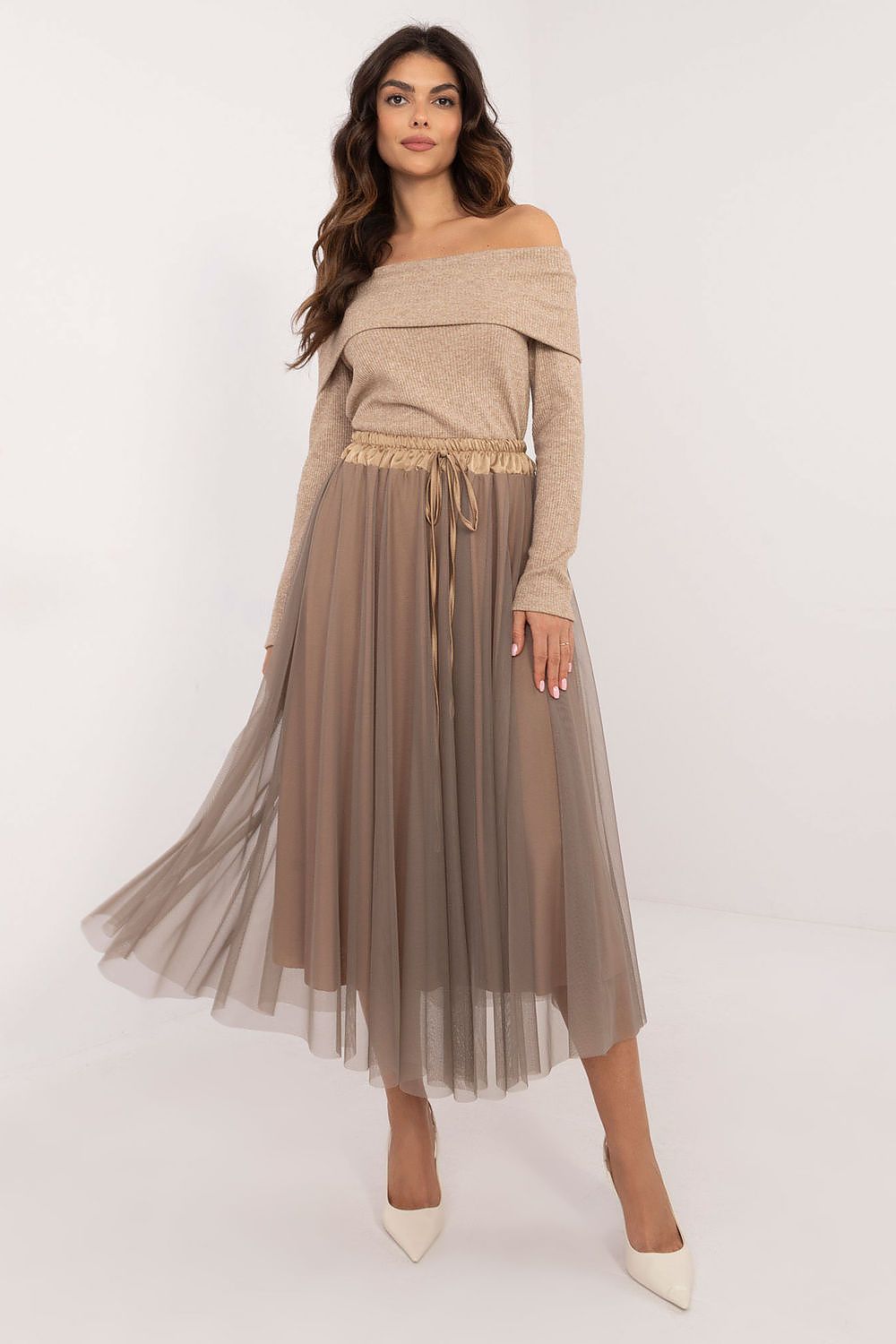 Skirt Italy Moda beige EU one-size-fits-all | US one-size